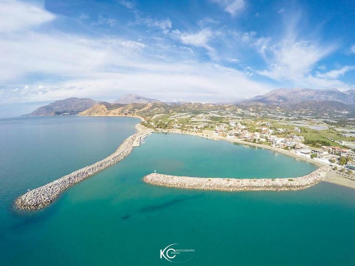 Coral Sea Apartment 코키노스 피르고스 외부 사진